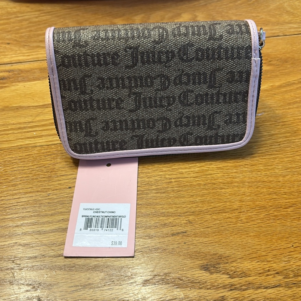 Juicy Couture Pink Tote with Matching Pouch and Zip Wallet. No dust bunnies. - Picture 6 of 15